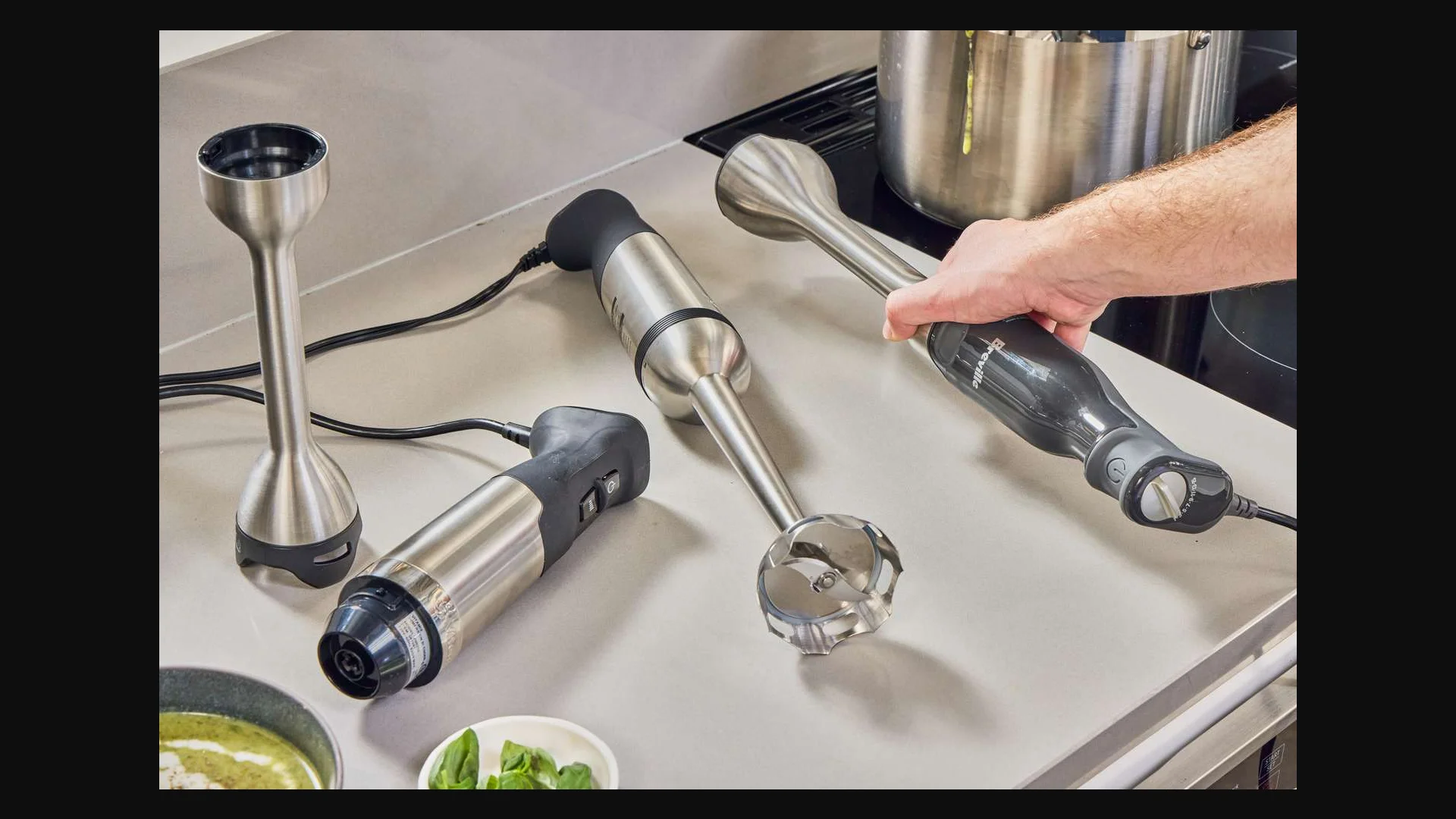 Immersion Blender vs Countertop Blender — Which One Do You Need?